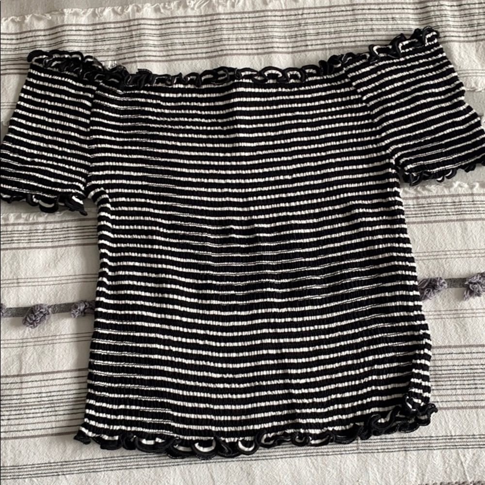 Black and white off the shoulder crop top